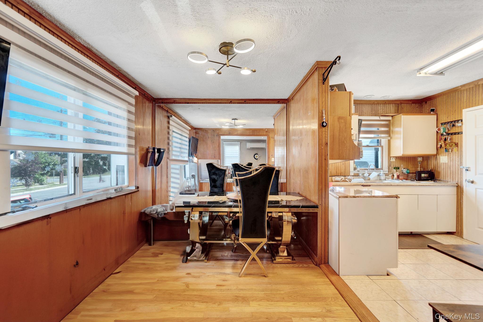 Single Family Ormonde  Nassau County, NY 11580, MLS-908656-5