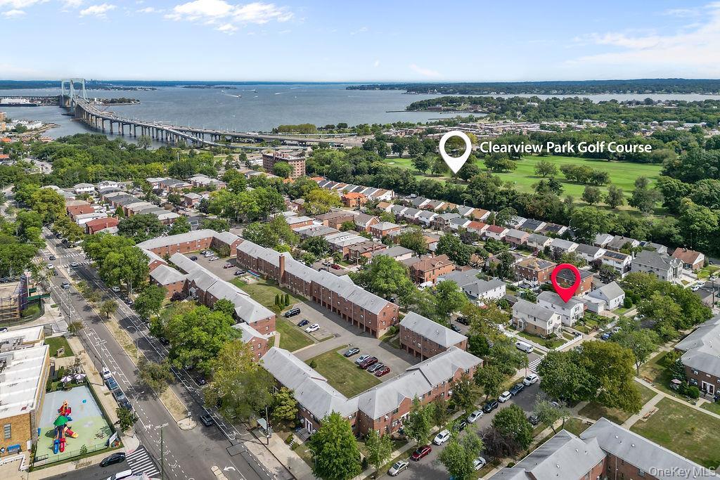 Single Family 17th  Queens, NY 11360, MLS-908669-17