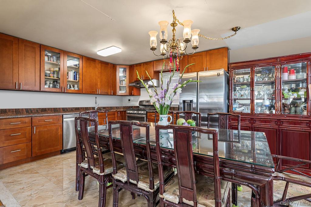 Single Family 17th Queens, NY 11360, MLS-908669-9