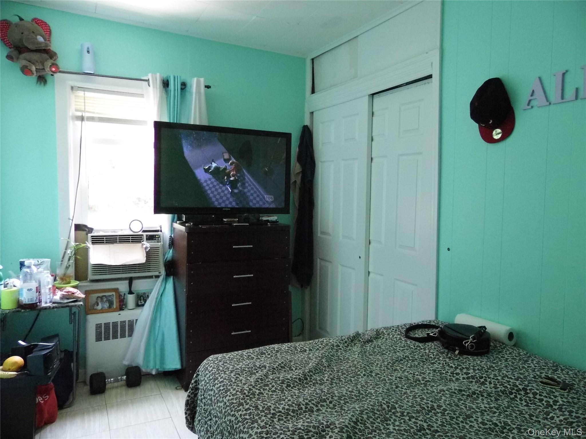 Single Family 80th  Queens, NY 11421, MLS-908677-17