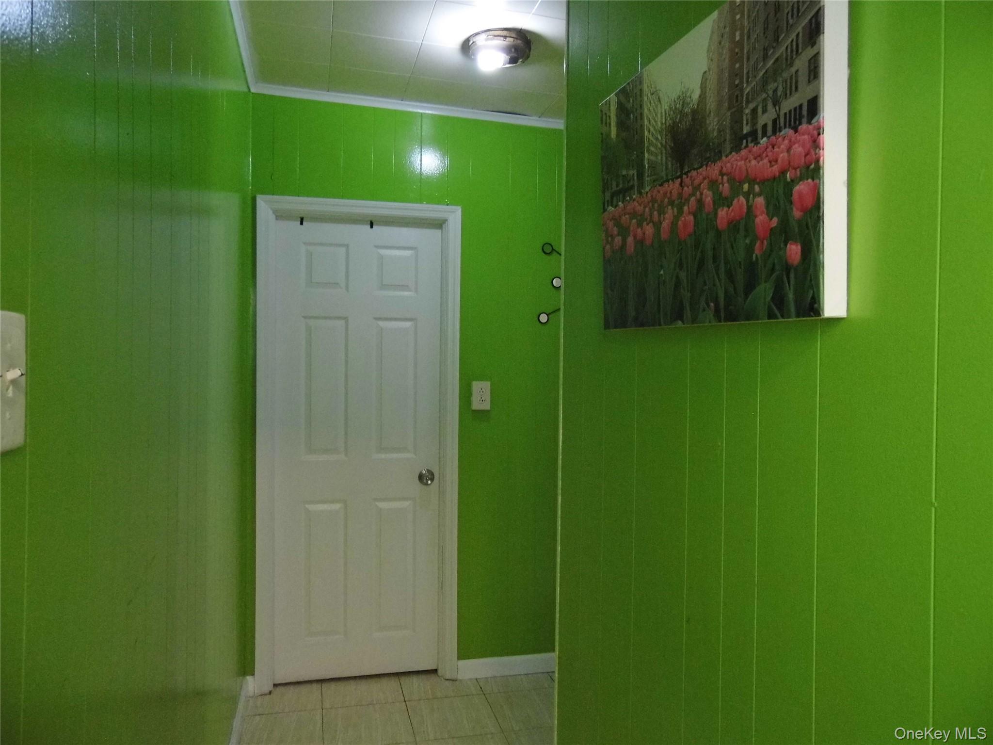 Single Family 80th  Queens, NY 11421, MLS-908677-8