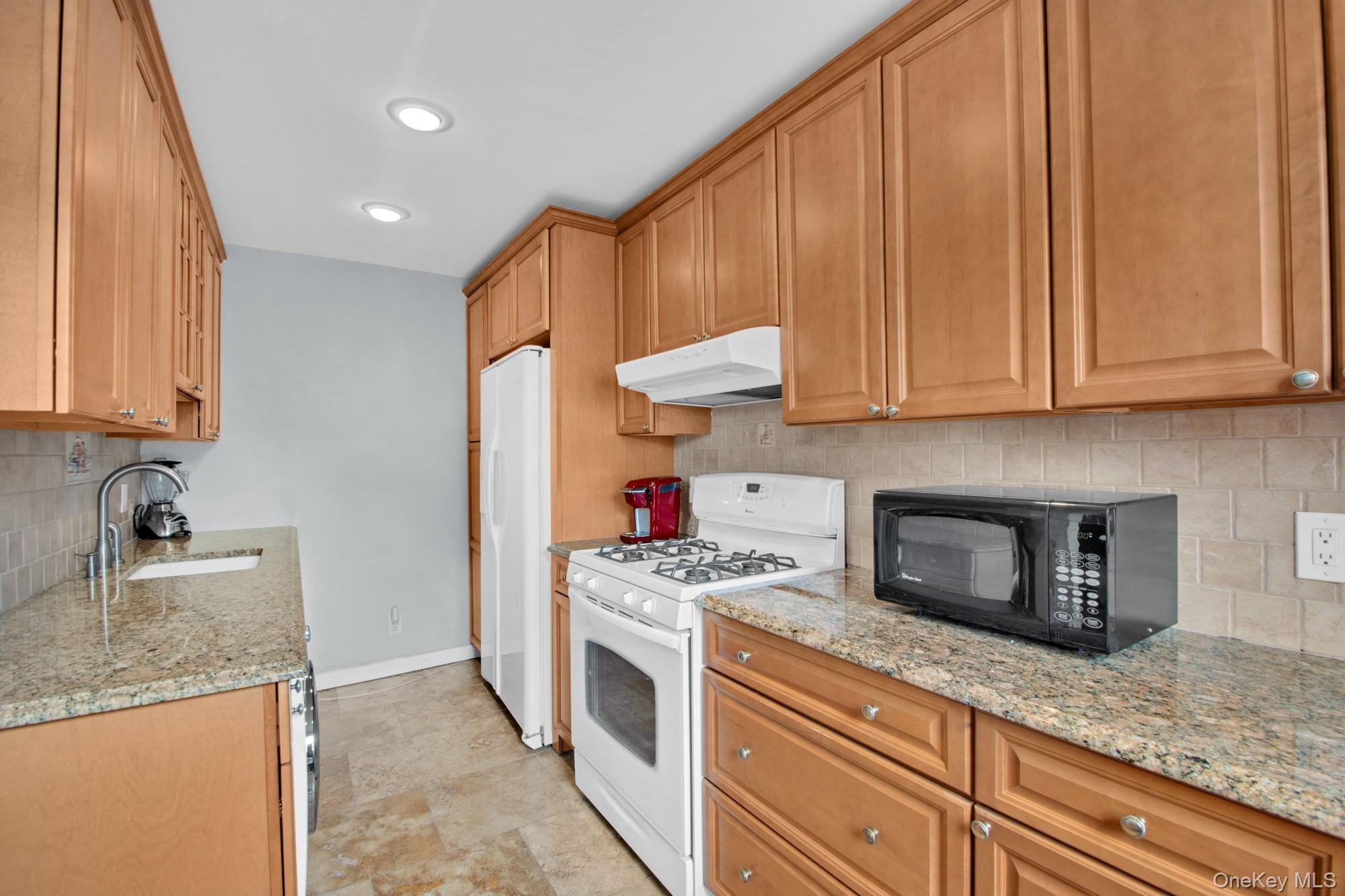 Coop Utopia Queens, NY 11357, MLS-908684-4