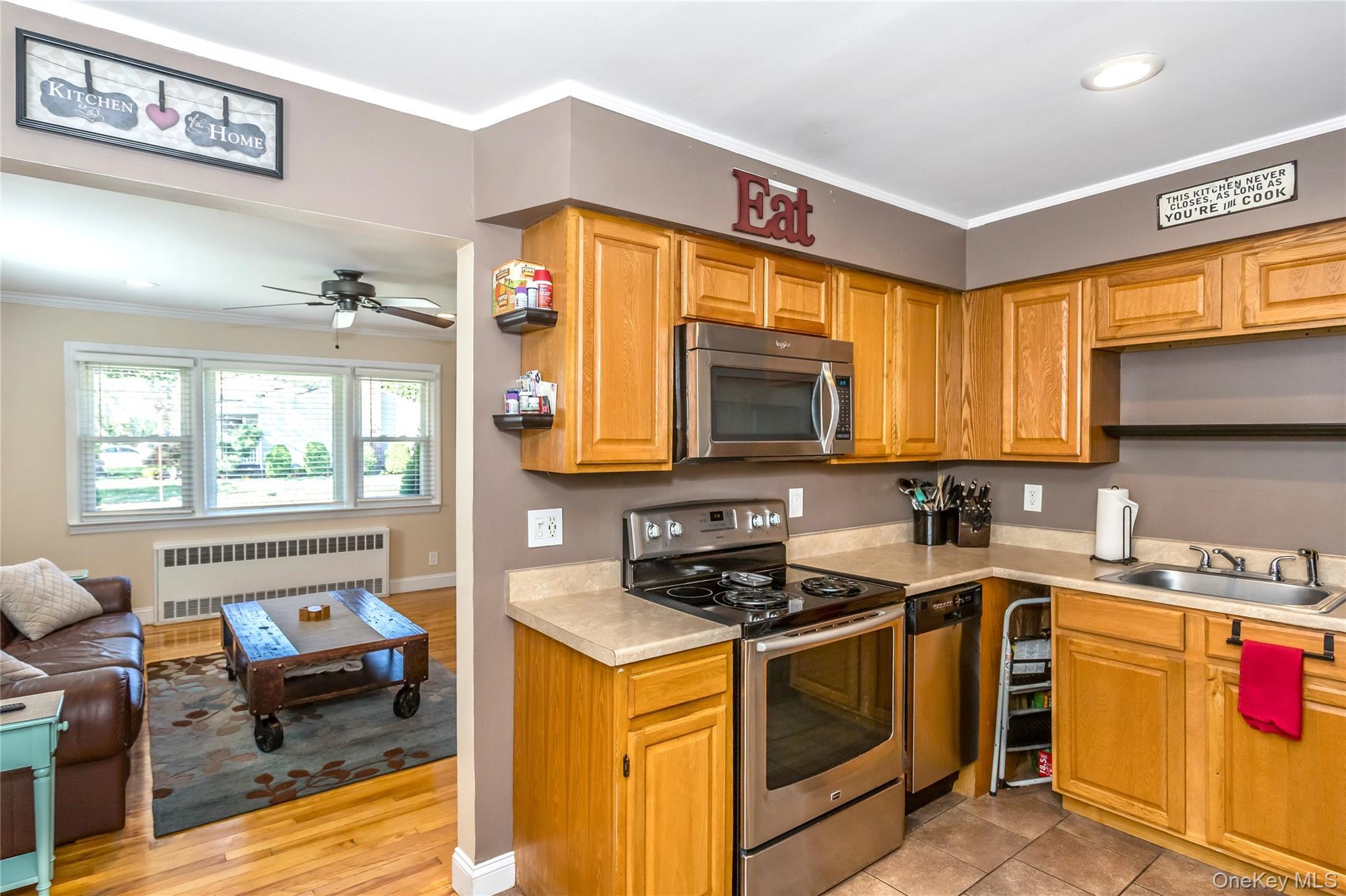 Single Family Nassau  Nassau County, NY 11758, MLS-908703-10