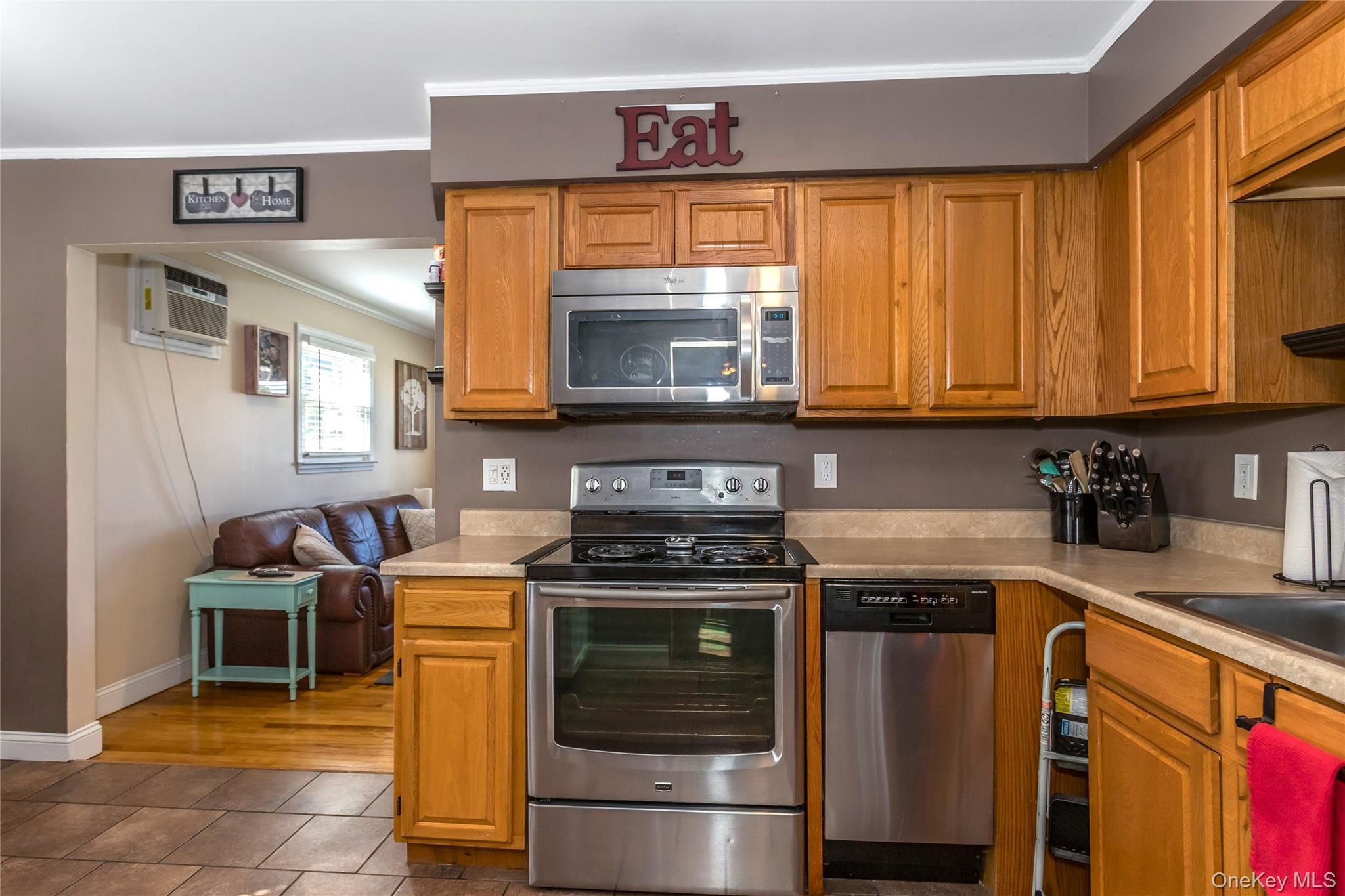 Single Family Nassau  Nassau County, NY 11758, MLS-908703-9