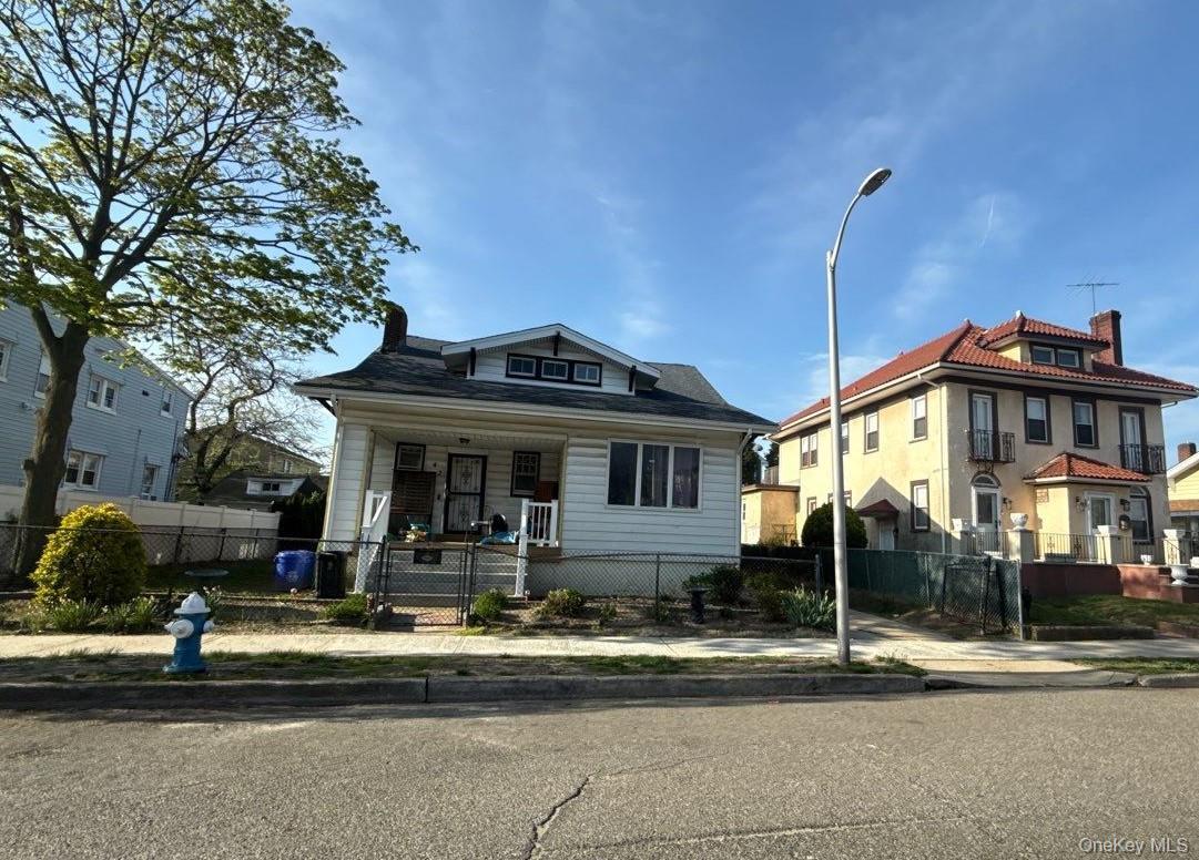 Single Family Hudson  Nassau County, NY 11561, MLS-908712-3