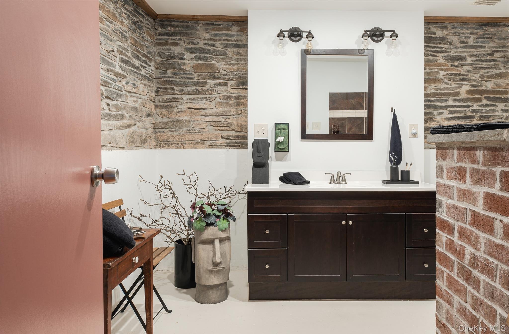 Single Family Saugerties  Ulster County, NY 12477, MLS-908745-33