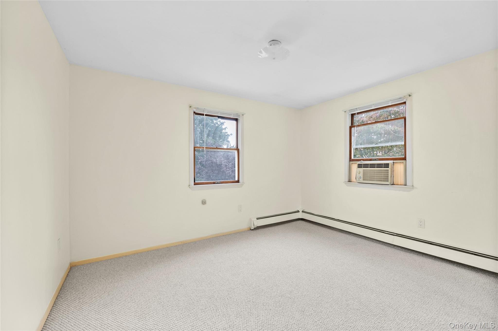 Single Family Raff  Nassau County, NY 11514, MLS-908789-13