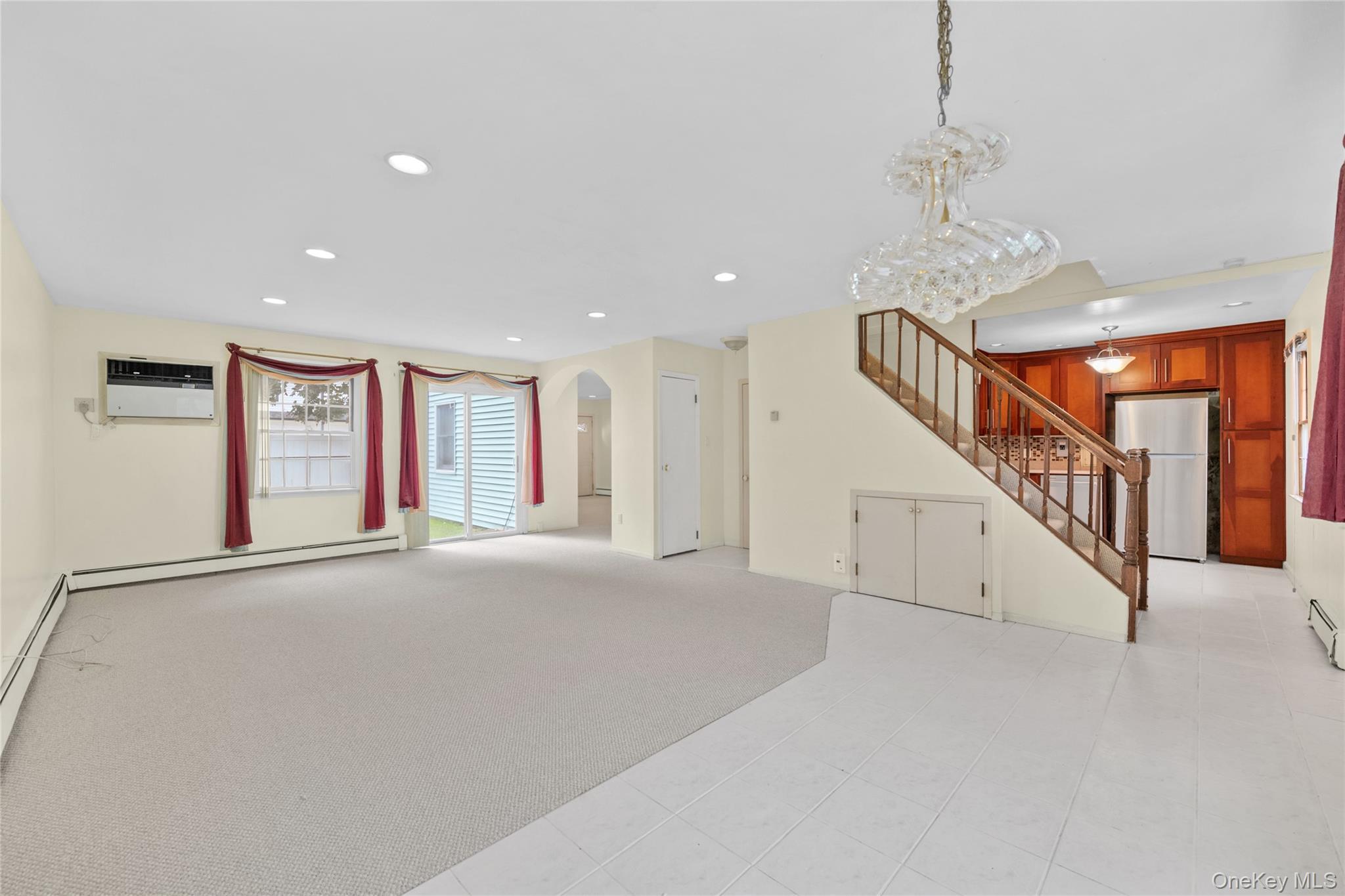 Single Family Raff  Nassau County, NY 11514, MLS-908789-6