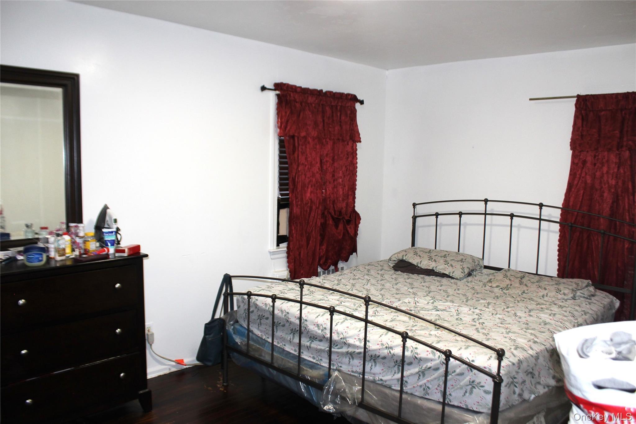 Single Family Springfield Queens, NY 11427, MLS-908790-2