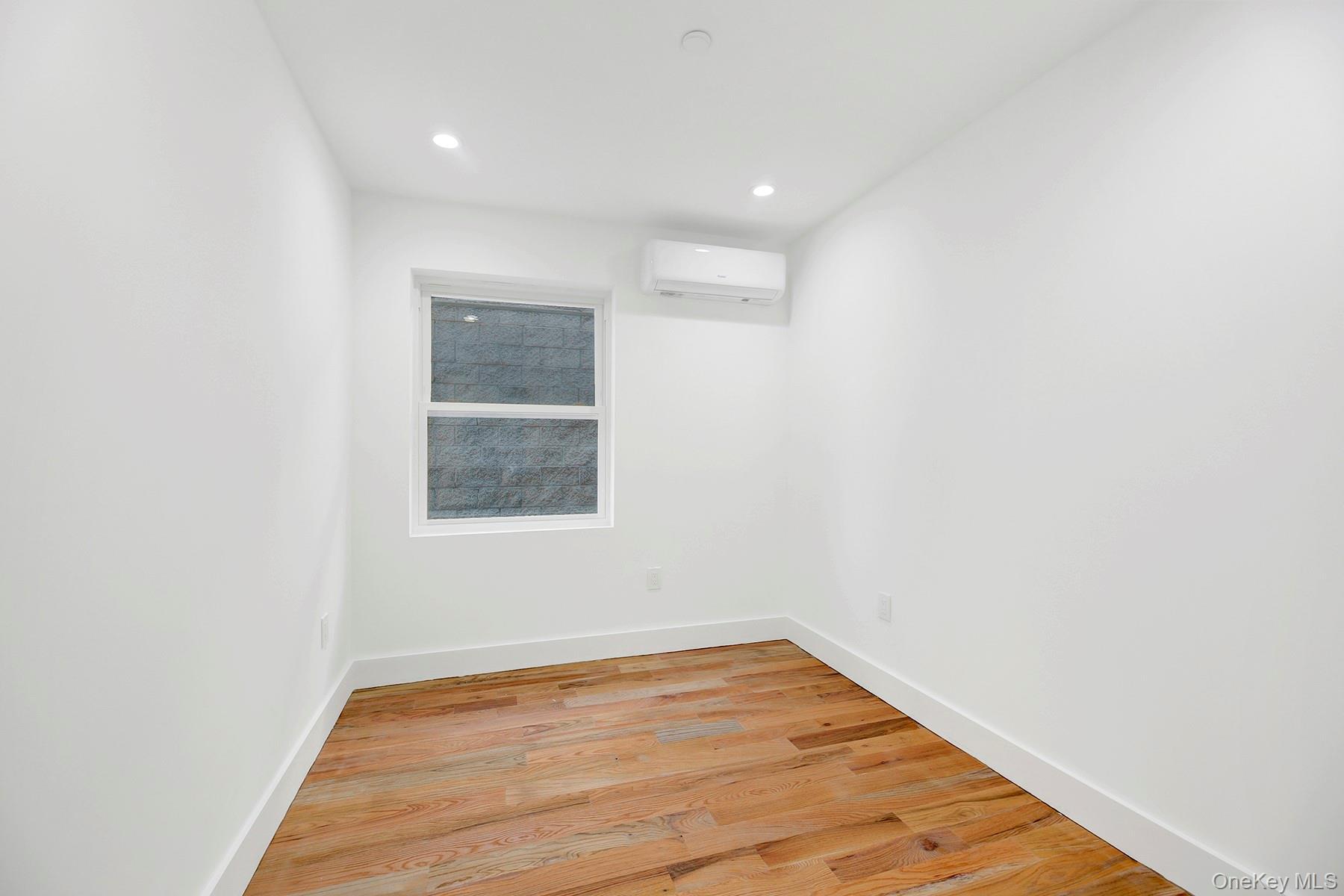 Single Family Beach 25 Queens, NY 11691, MLS-908810-8