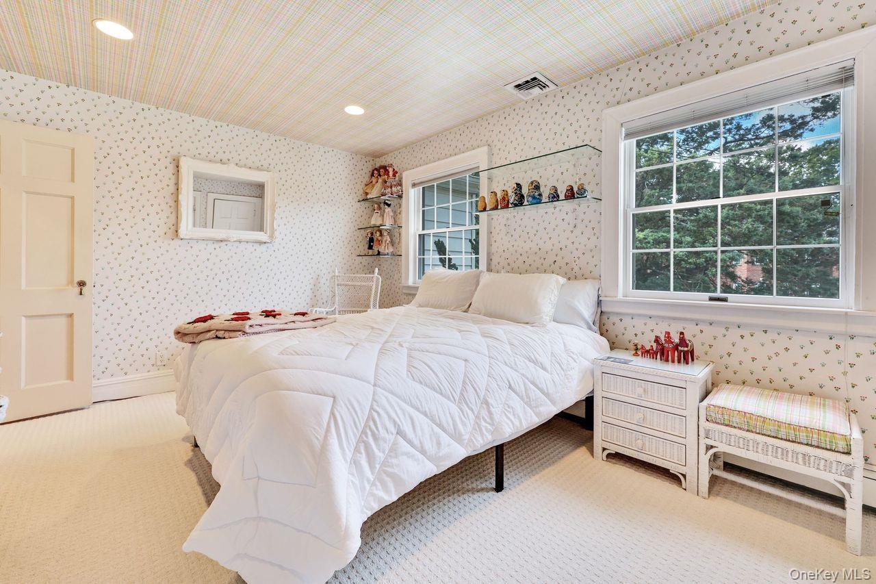 Single Family Cedar Nassau County, NY 11557, MLS-908817-25