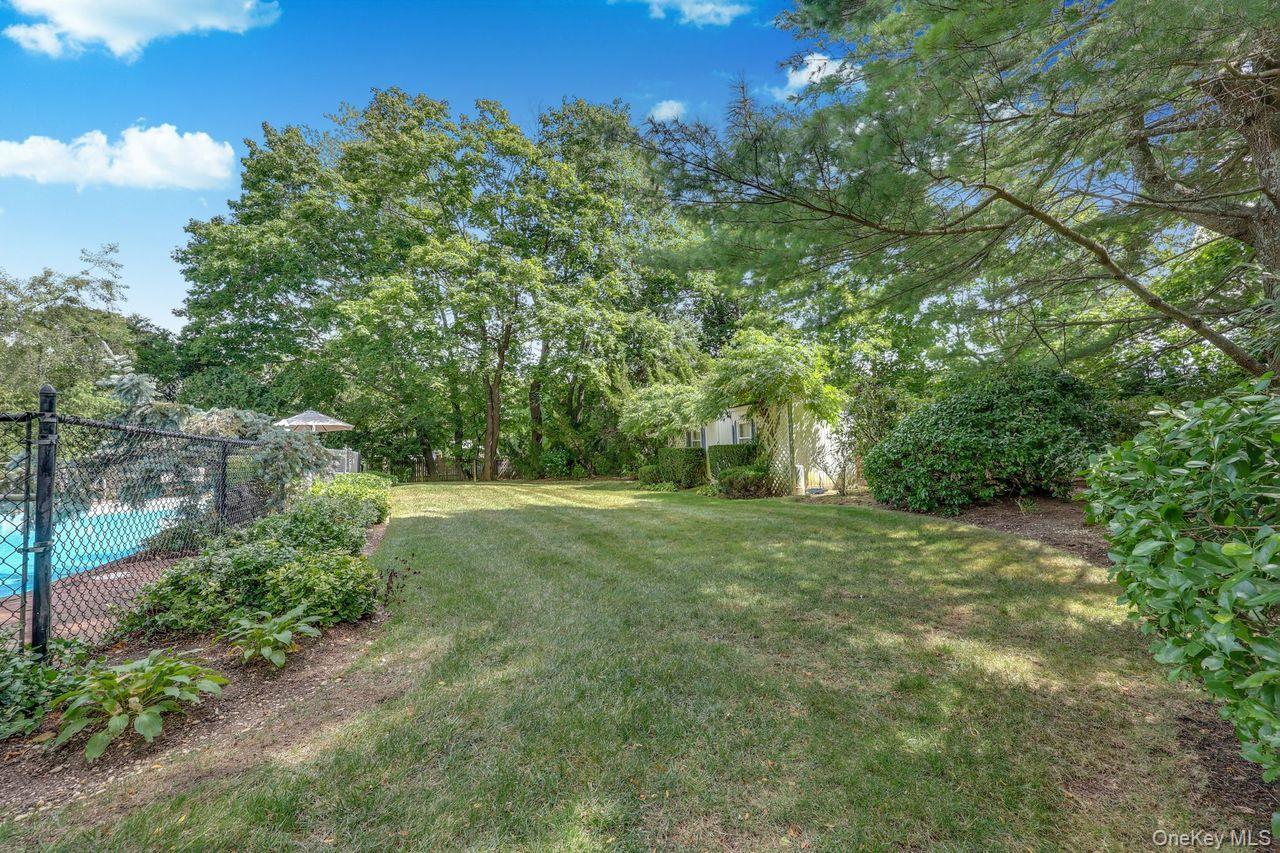 Single Family Cedar Nassau County, NY 11557, MLS-908817-36