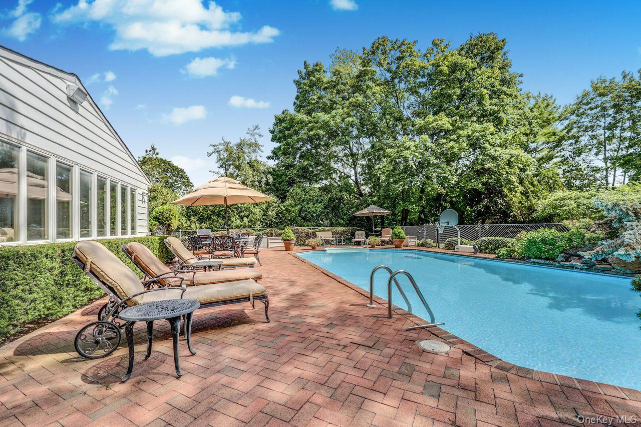 Single Family Cedar Nassau County, NY 11557, MLS-908817-38