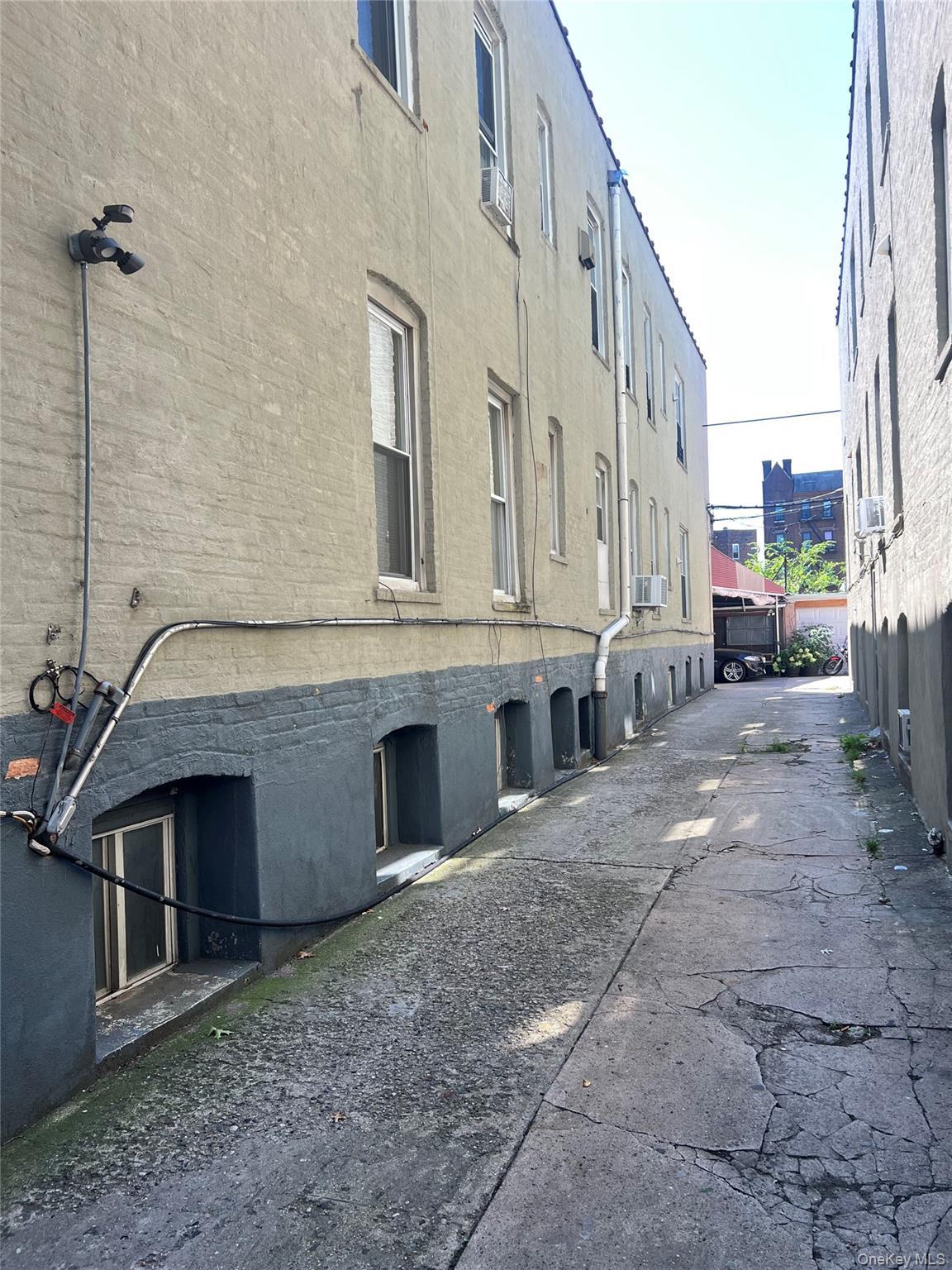 Single Family Crown Brooklyn, NY 11213, MLS-908820-5