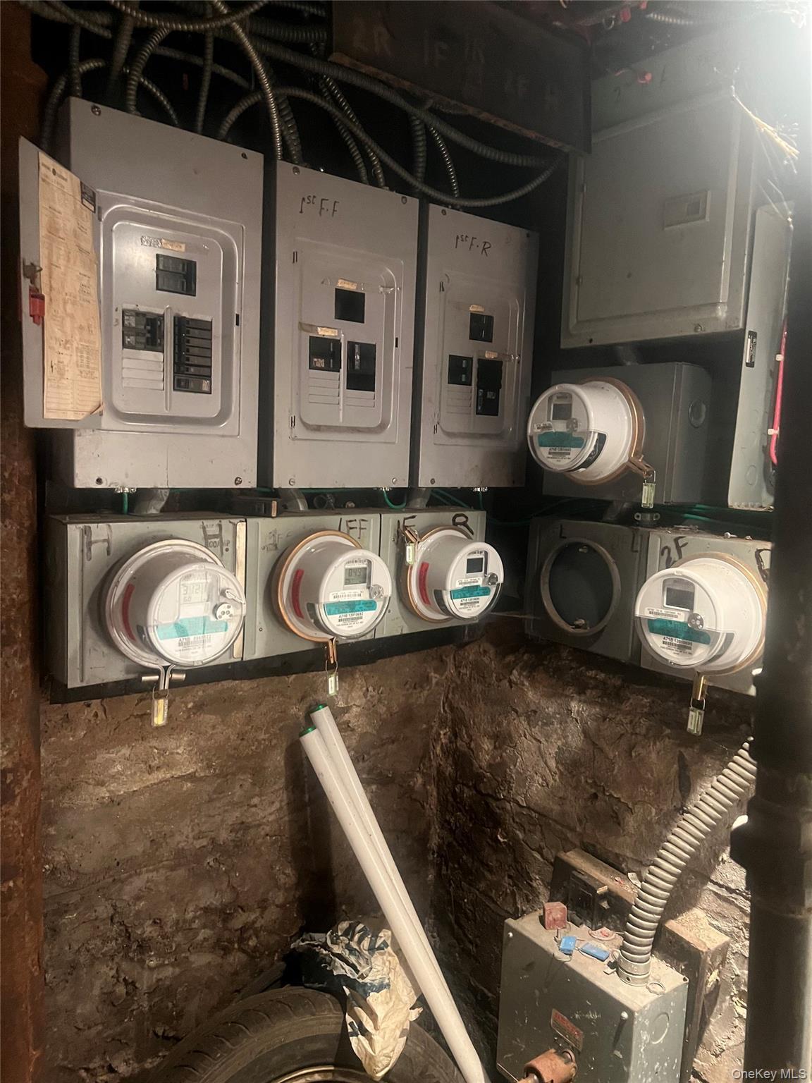 Single Family Crown  Brooklyn, NY 11213, MLS-908820-9