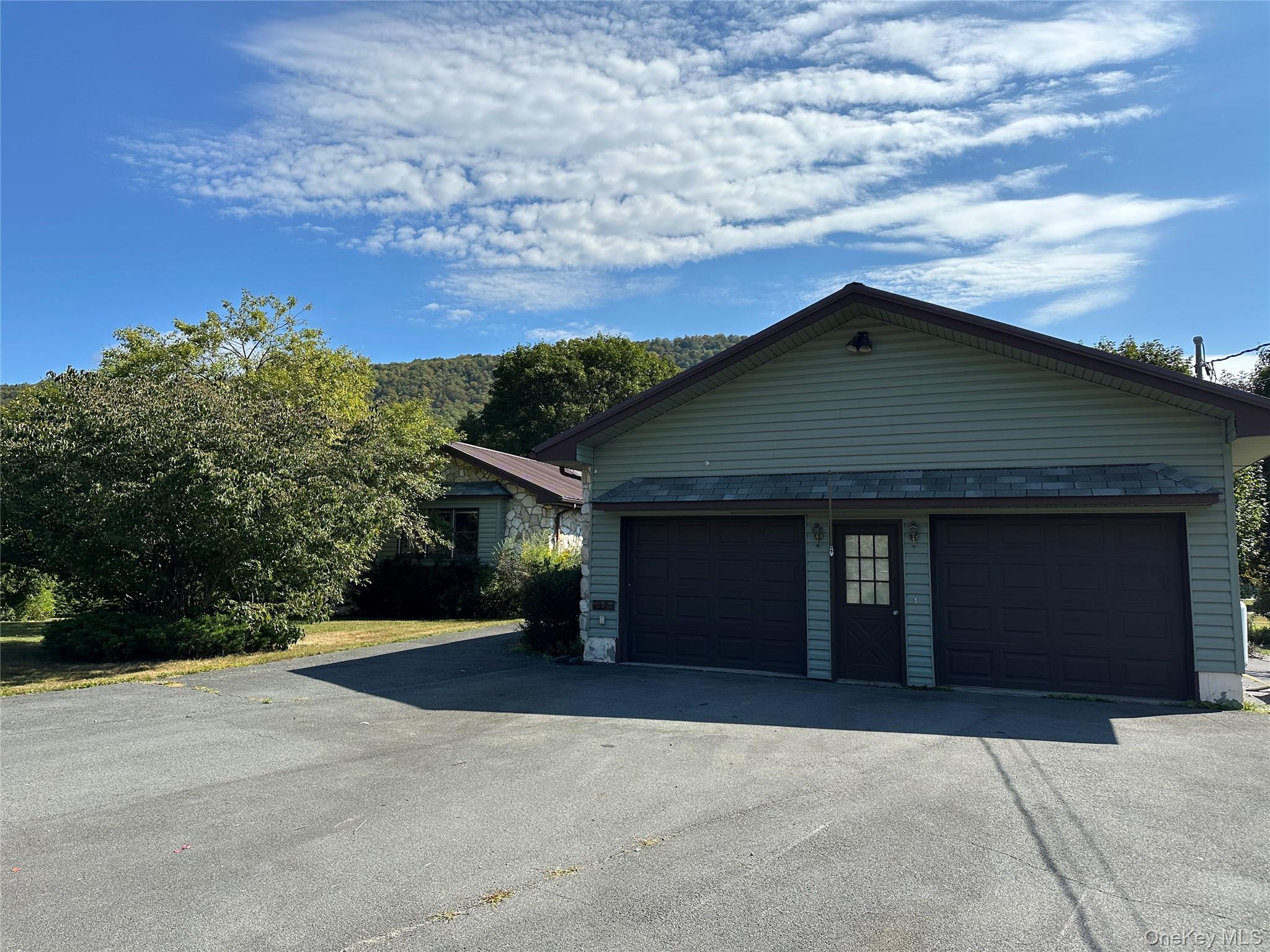 Single Family Rockland  Sullivan County, NY 12776, MLS-908852-2