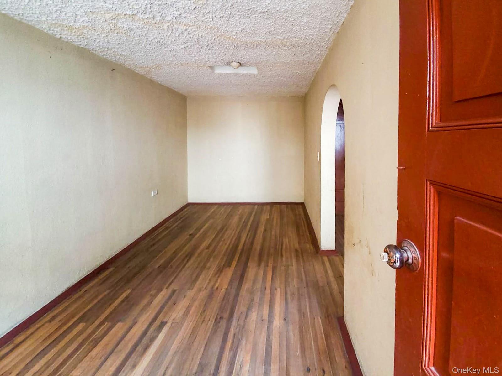 Single Family C. Escultor Ayabaca,  Cuenca,  Ecuador  Out Of Area, NY 010208, MLS-908868-13