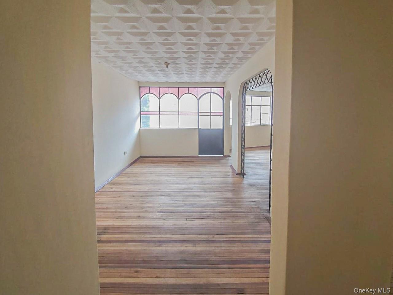 Single Family C. Escultor Ayabaca,  Cuenca,  Ecuador  Out Of Area, NY 010208, MLS-908868-5