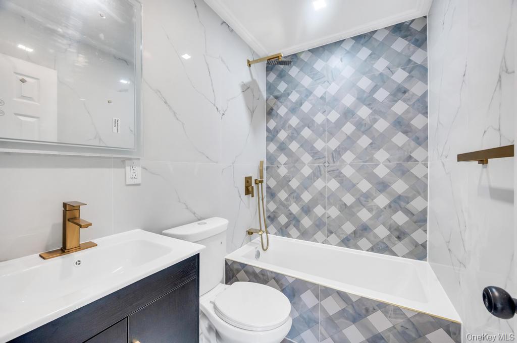 Single Family Warwick  Brooklyn, NY 11207, MLS-908869-12