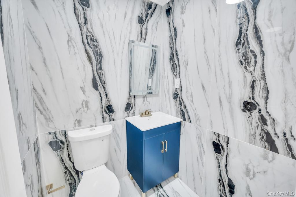 Single Family Warwick  Brooklyn, NY 11207, MLS-908869-7