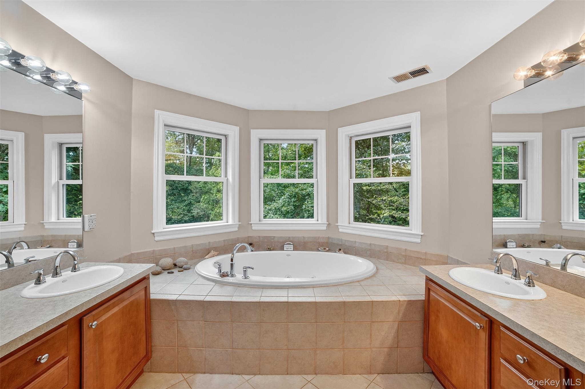 Single Family Flanders  Westchester County, NY 10567, MLS-908875-23