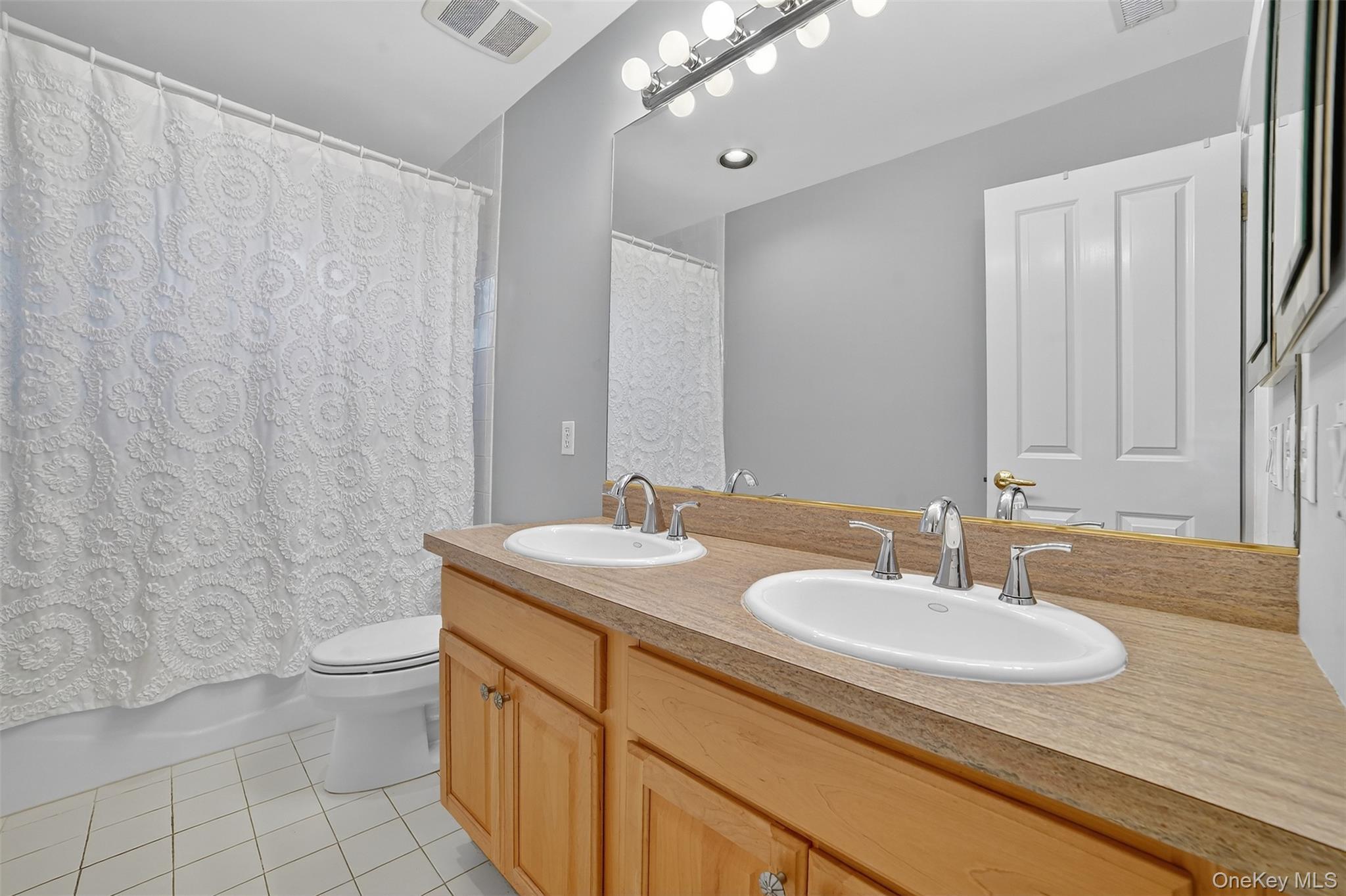 Single Family Flanders  Westchester County, NY 10567, MLS-908875-27