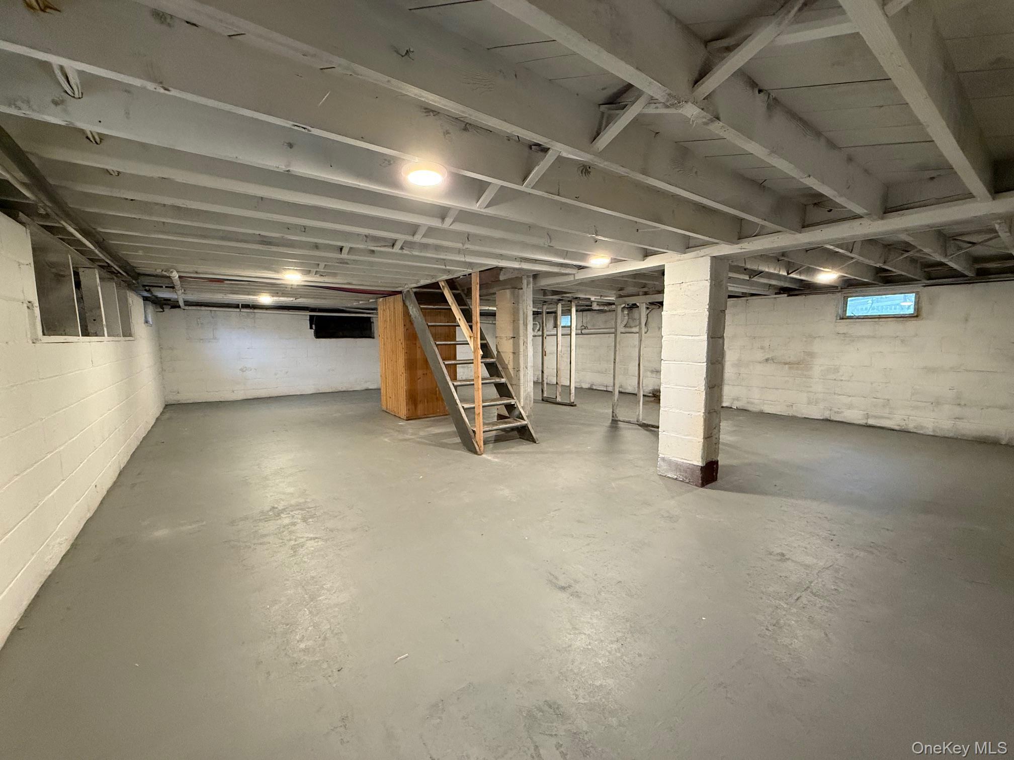 Single Family Highland Suffolk County, NY 11772, MLS-908891-13