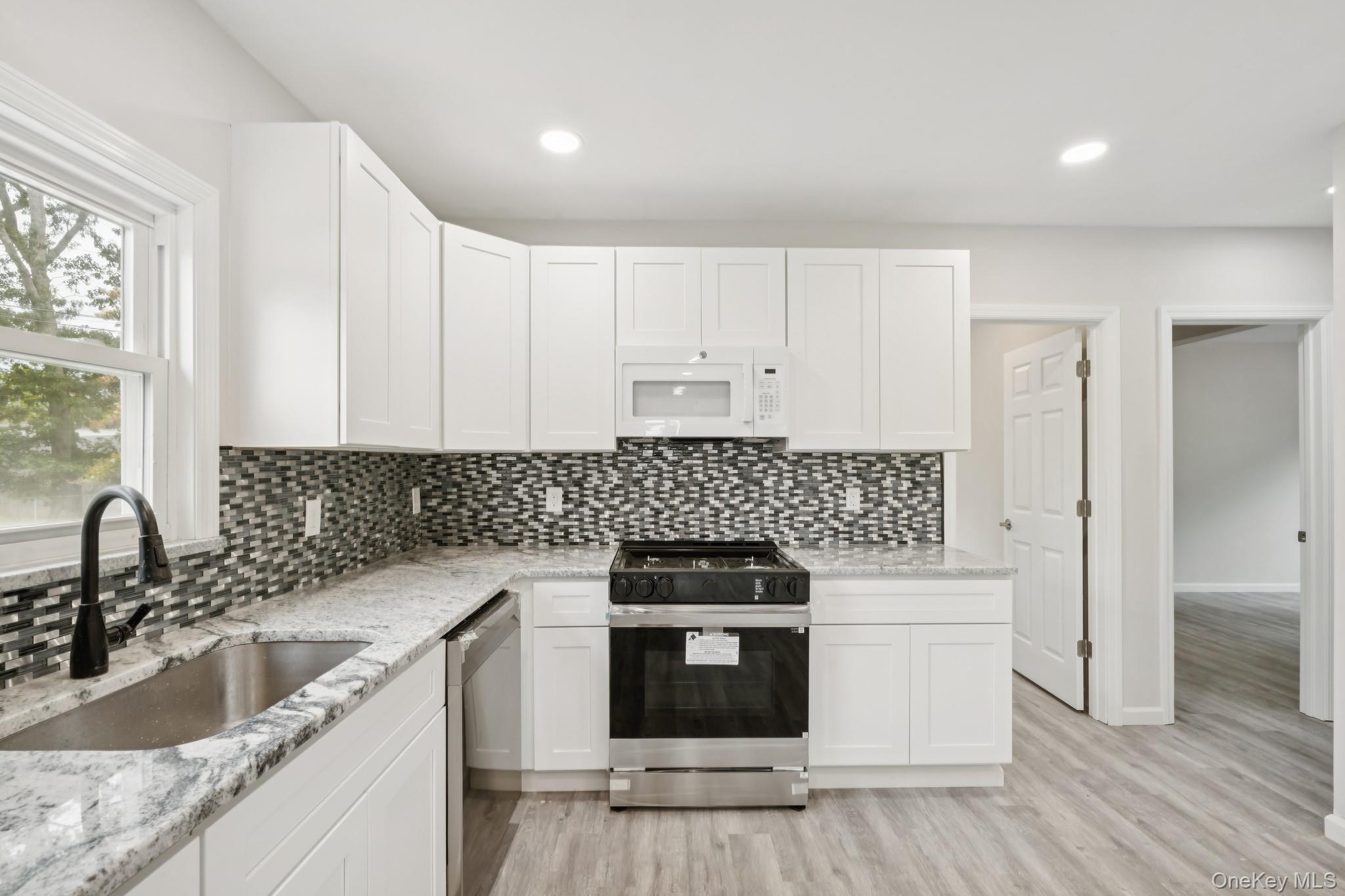 Single Family Highland Suffolk County, NY 11772, MLS-908891-7