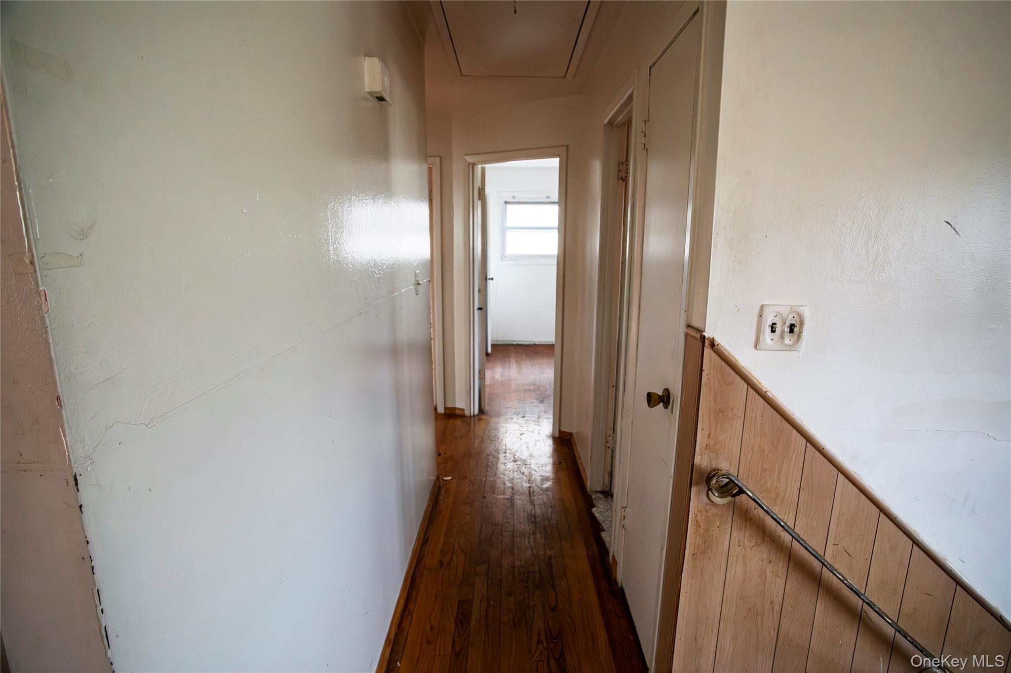 Single Family Westside Nassau County, NY 11520, MLS-908958-8