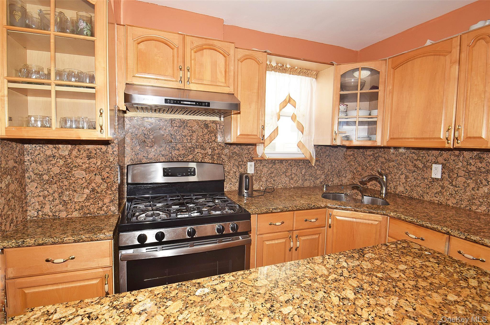 Single Family 118th  Queens, NY 11420, MLS-908969-28