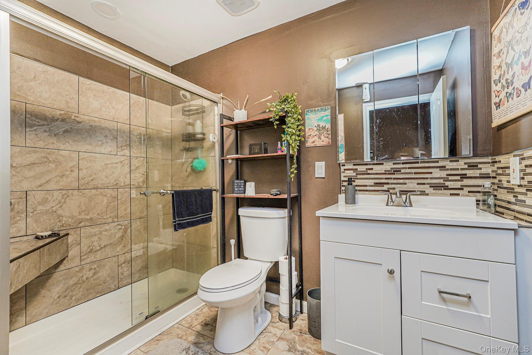 Single Family Virginia Staten Island, NY 10305, MLS-909008-22