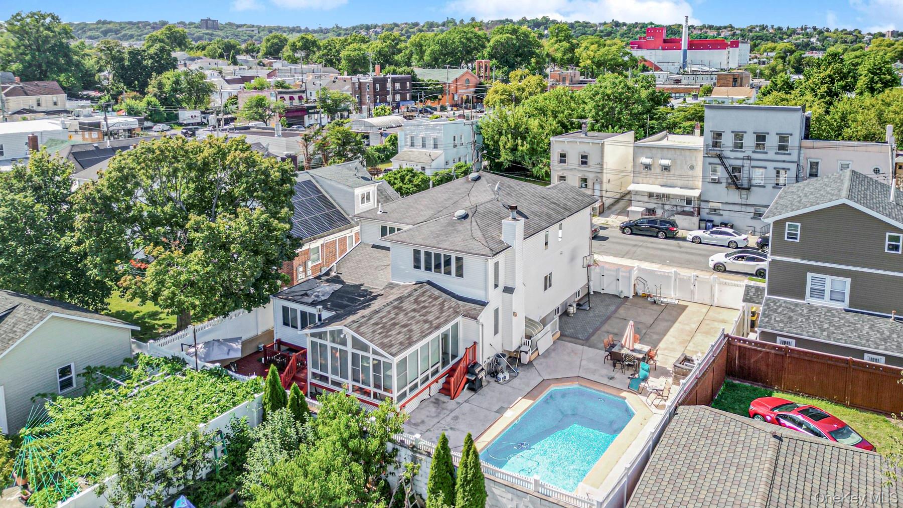 Single Family Virginia Staten Island, NY 10305, MLS-909008-32