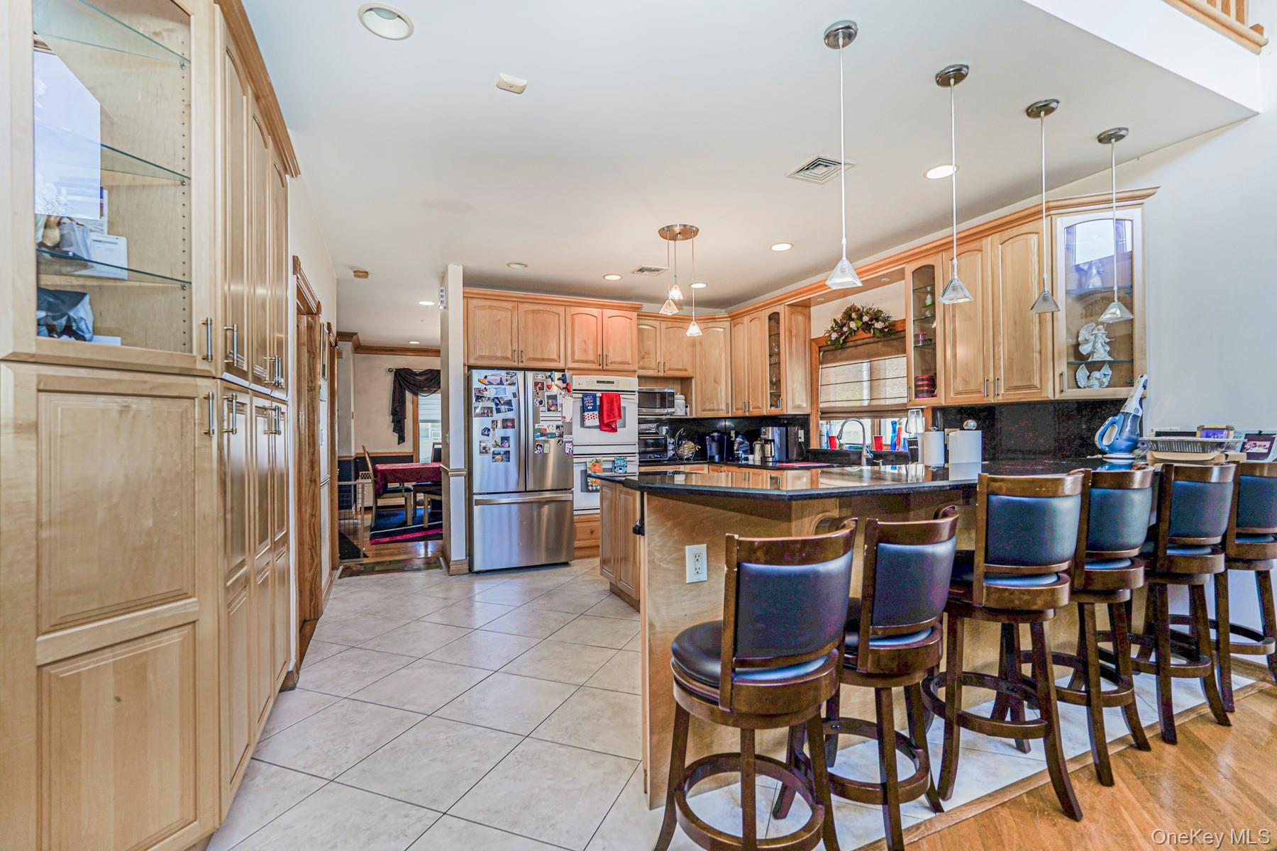 Single Family Virginia Staten Island, NY 10305, MLS-909008-8