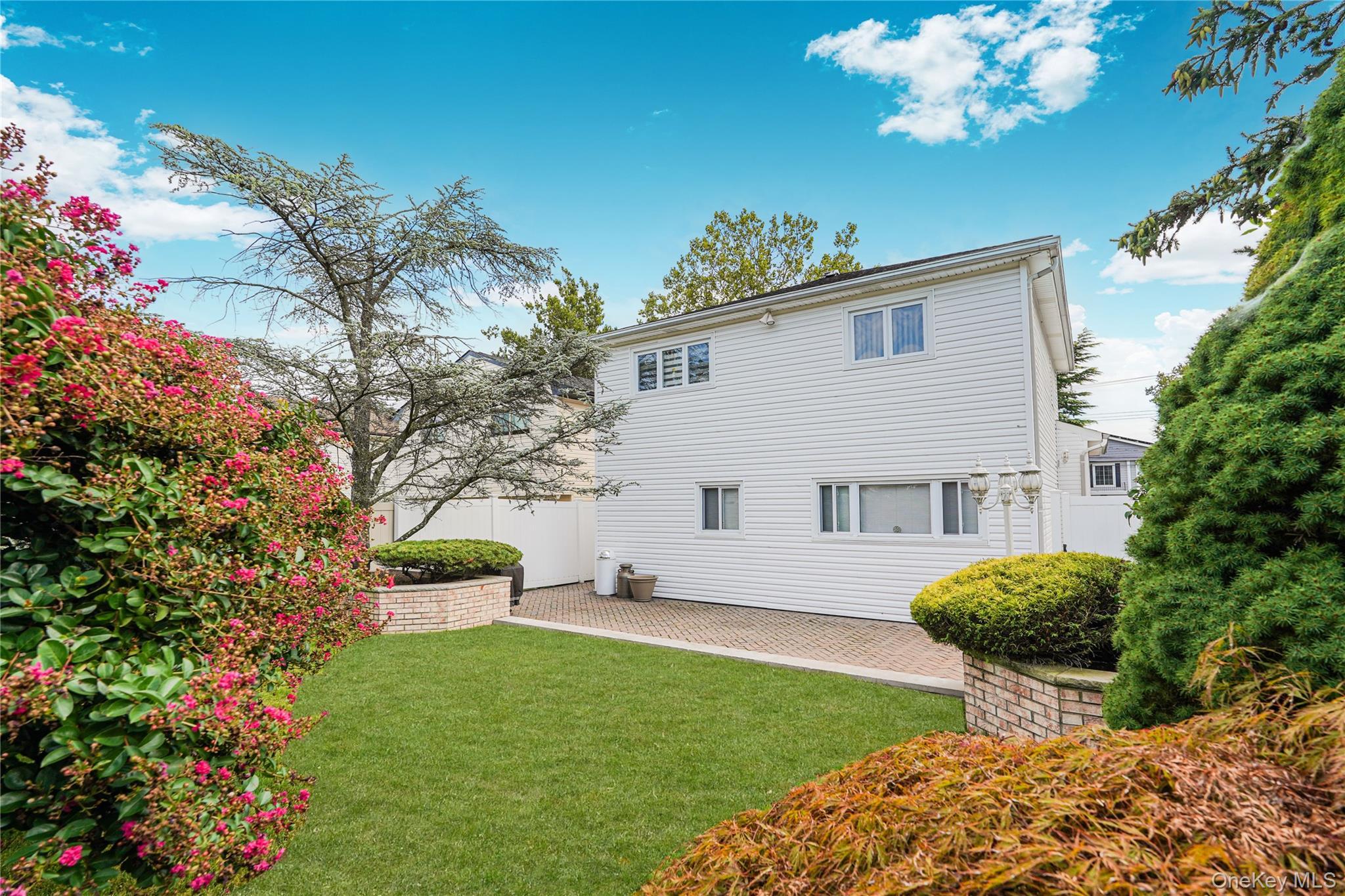 Single Family Merrill  Staten Island, NY 10314, MLS-909017-31