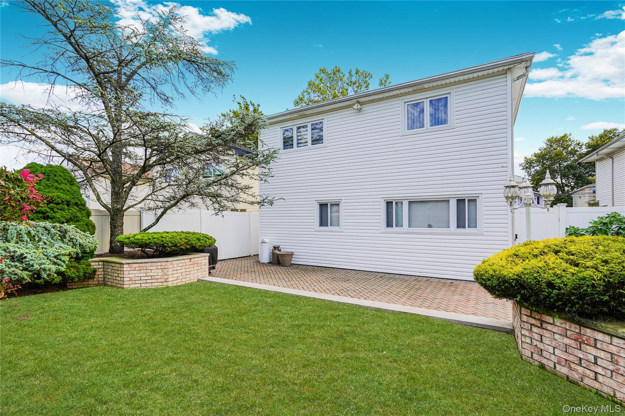 Single Family Merrill  Staten Island, NY 10314, MLS-909017-32