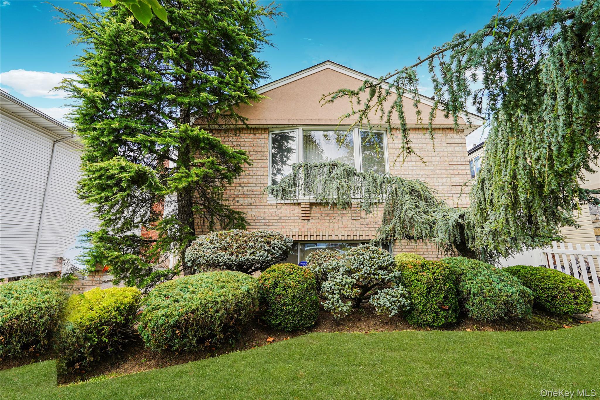 Single Family Merrill  Staten Island, NY 10314, MLS-909017-35