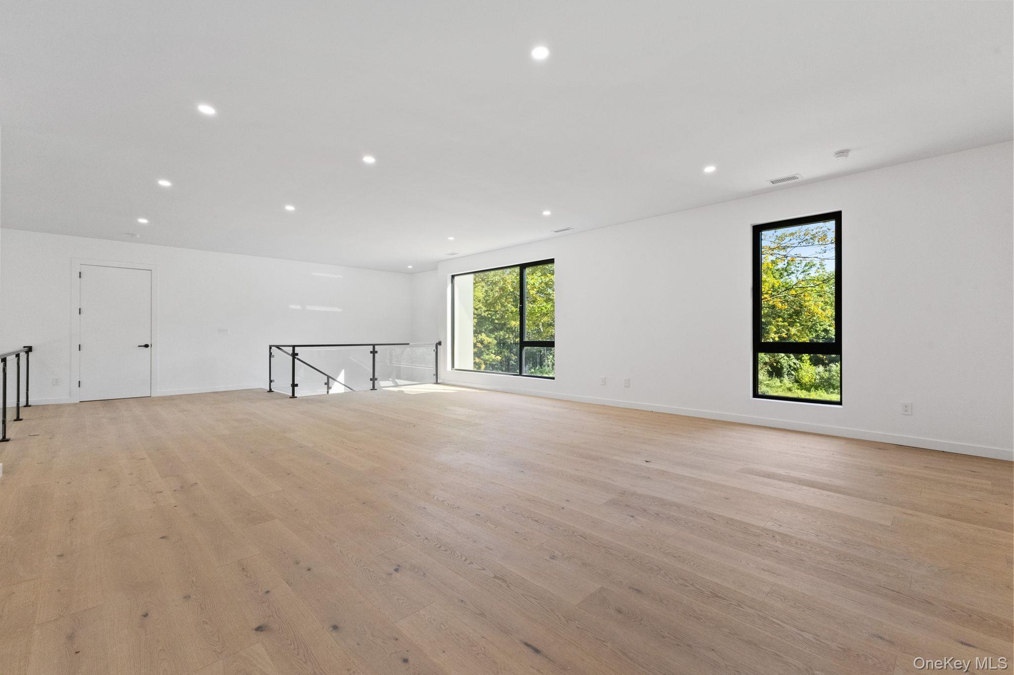 Single Family Mclain Westchester County, NY 10549, MLS-909029-28