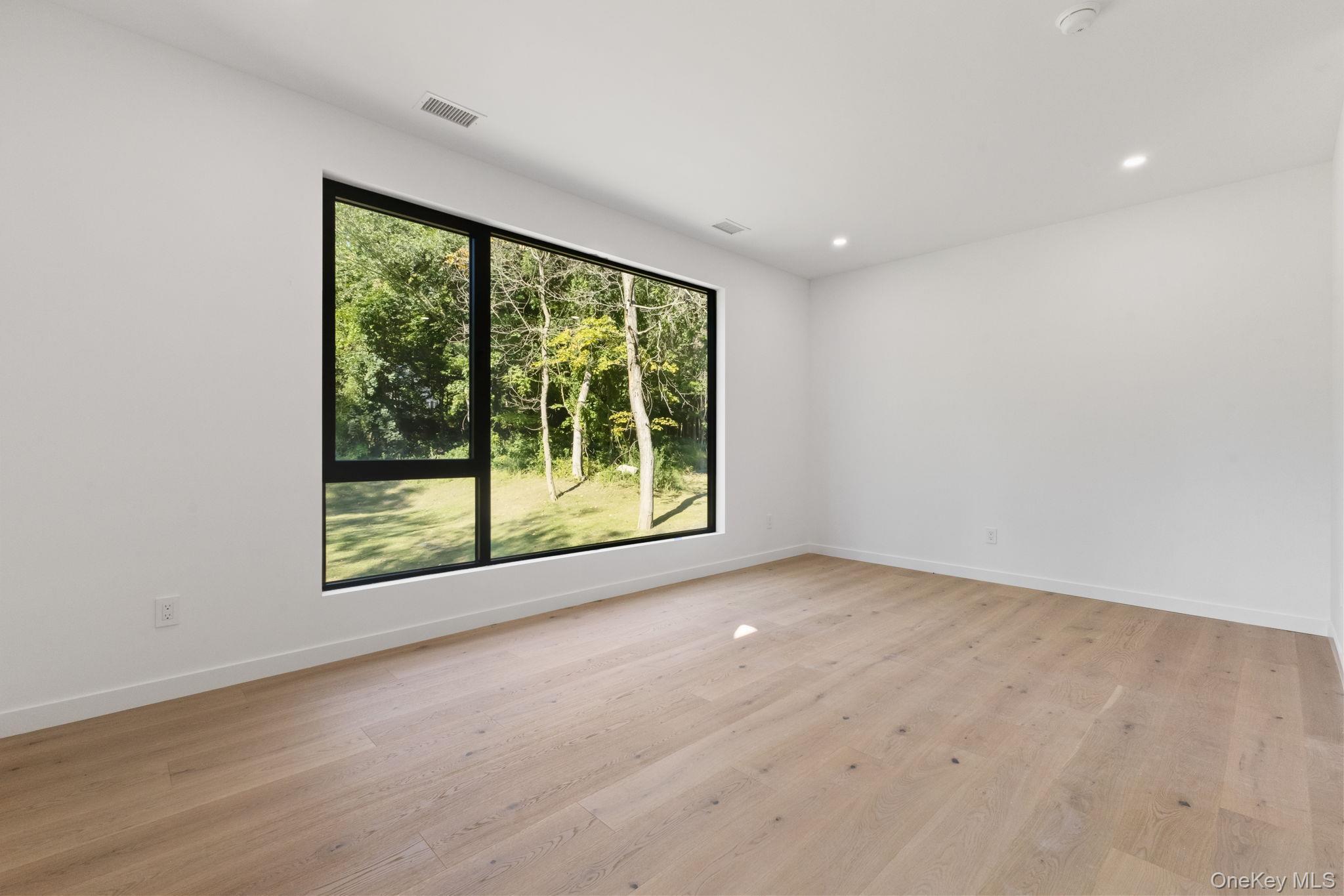 Single Family Mclain Westchester County, NY 10549, MLS-909029-42