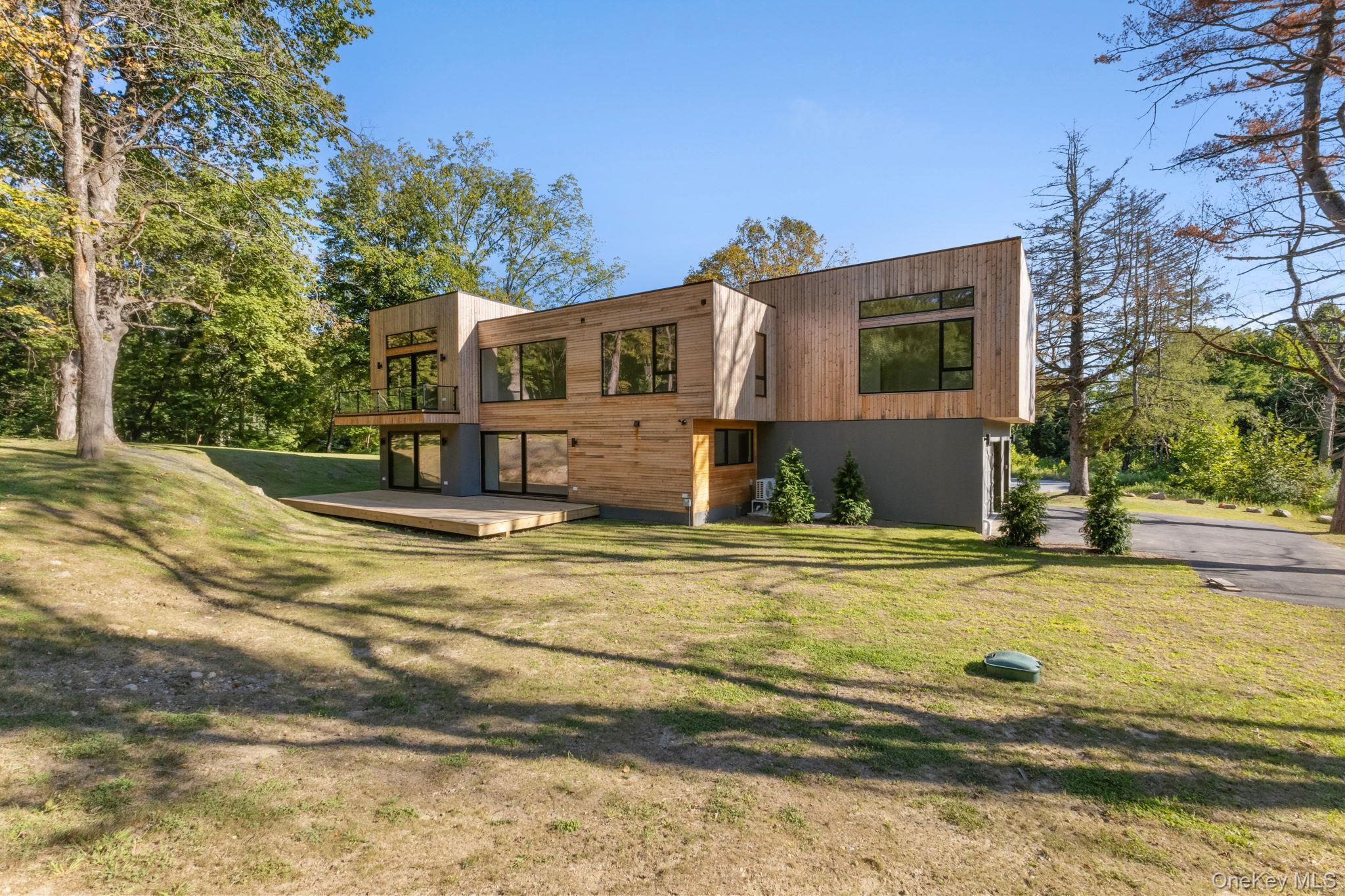 Single Family Mclain Westchester County, NY 10549, MLS-909029-49