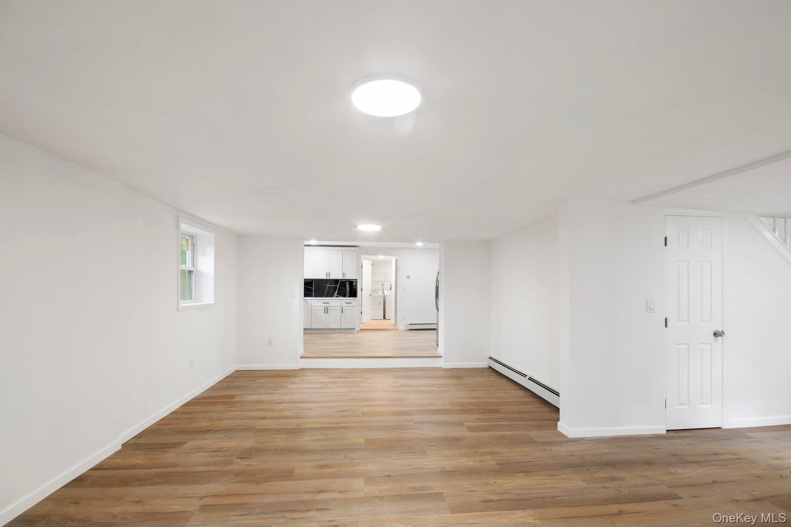 Single Family Avondale  Suffolk County, NY 11967, MLS-909040-7