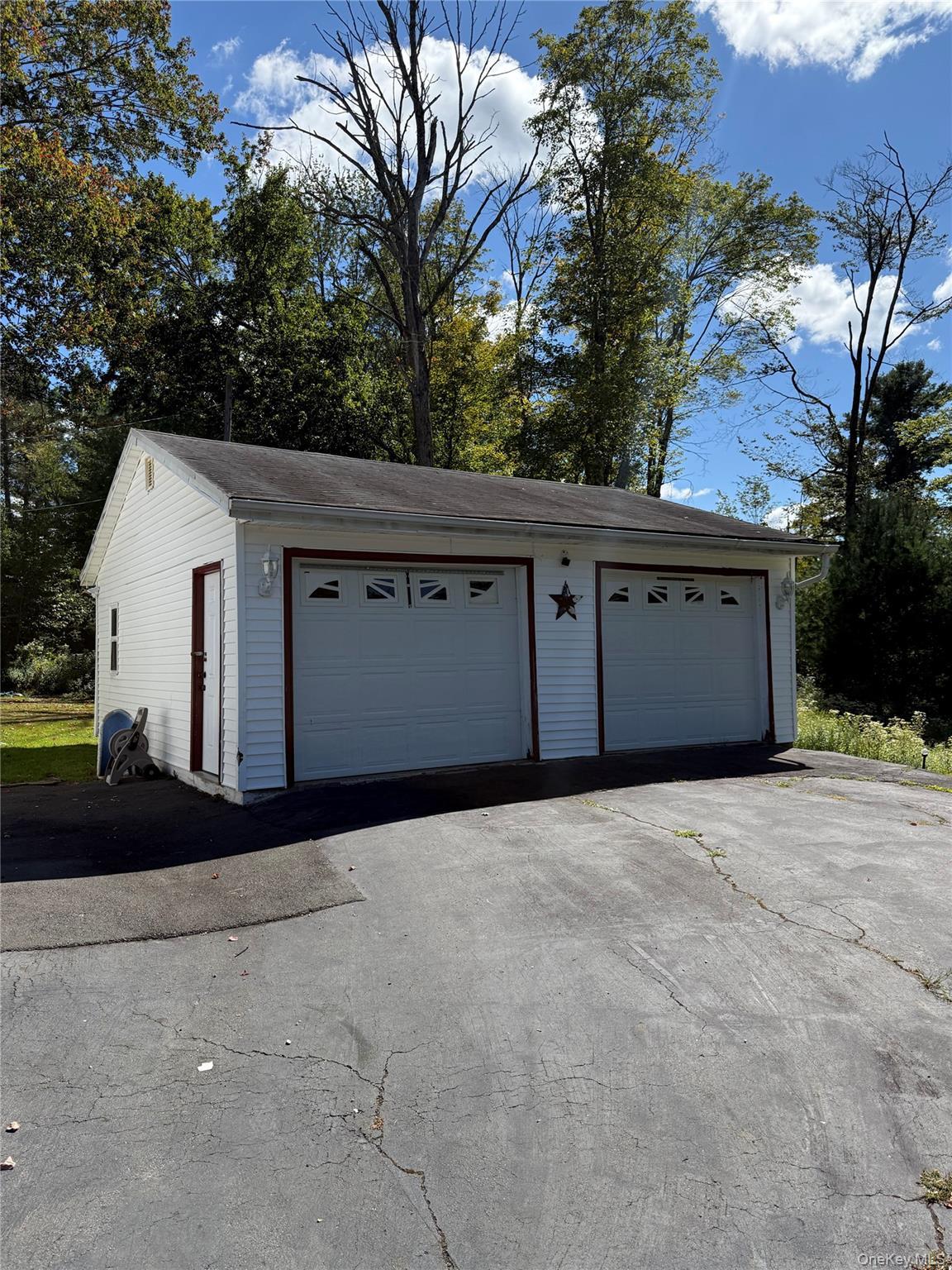 Single Family Melody Lake  Sullivan County, NY 12701, MLS-909073-4