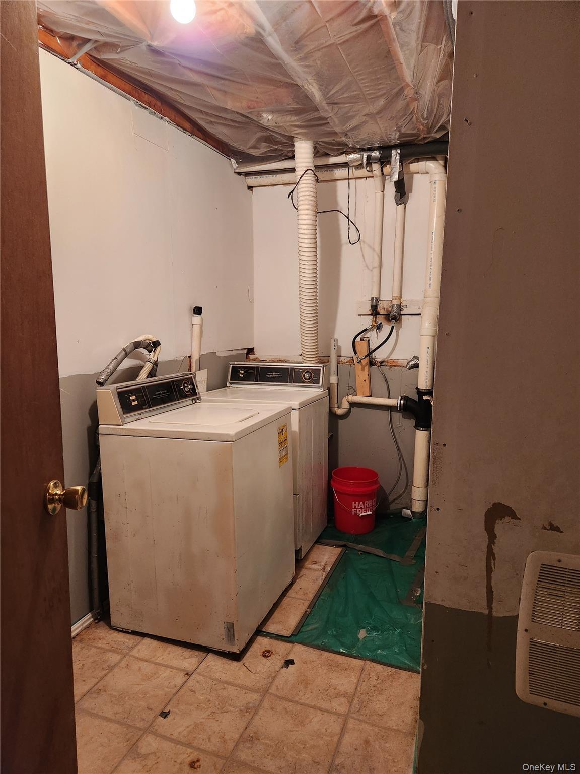 Single Family Gina  Sullivan County, NY 12778, MLS-909108-24