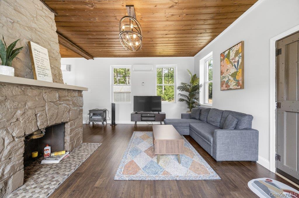 Single Family Stag Forest Sullivan County, NY 12777, MLS-909135-7