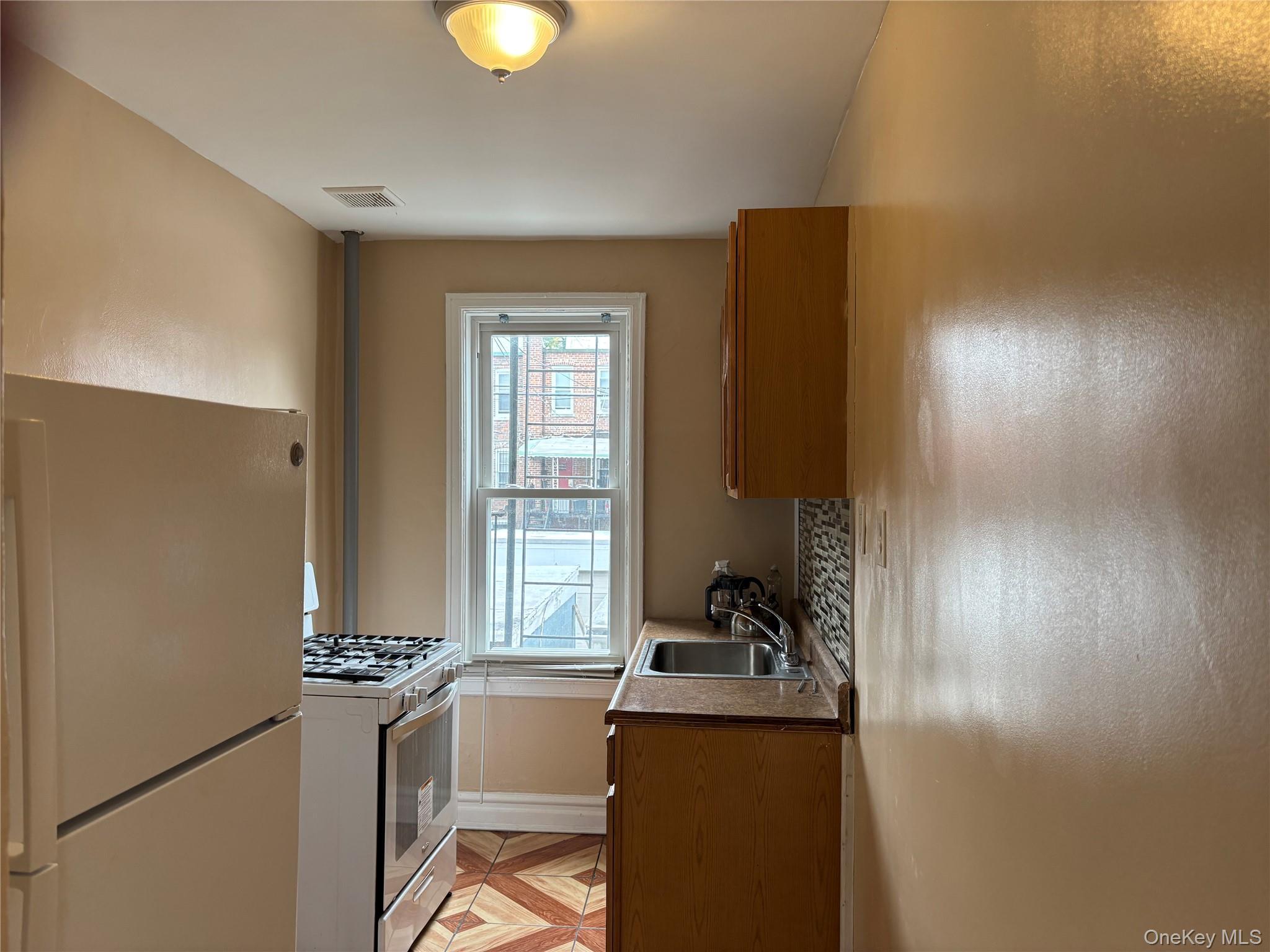 Apartment E 43rd.  Brooklyn, NY 11203, MLS-909138-12