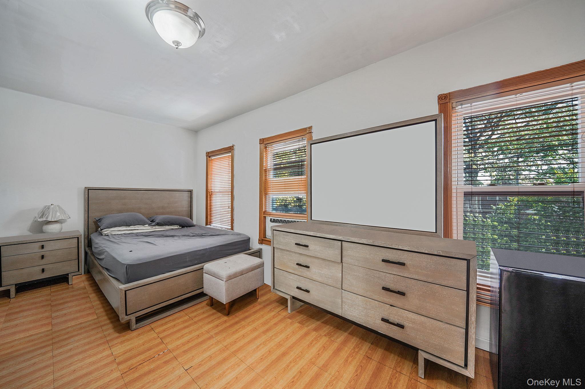 Single Family 110th Queens, NY 11418, MLS-909172-15