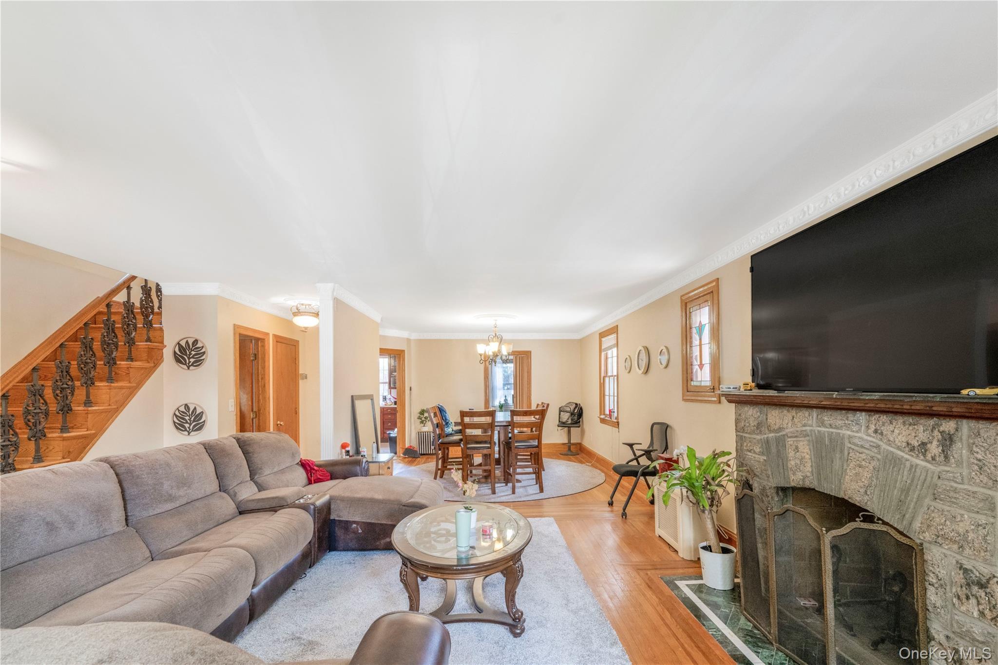 Single Family Alderton  Queens, NY 11374, MLS-909178-11