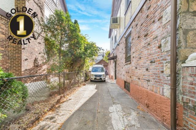 Single Family Alderton  Queens, NY 11374, MLS-909178-27