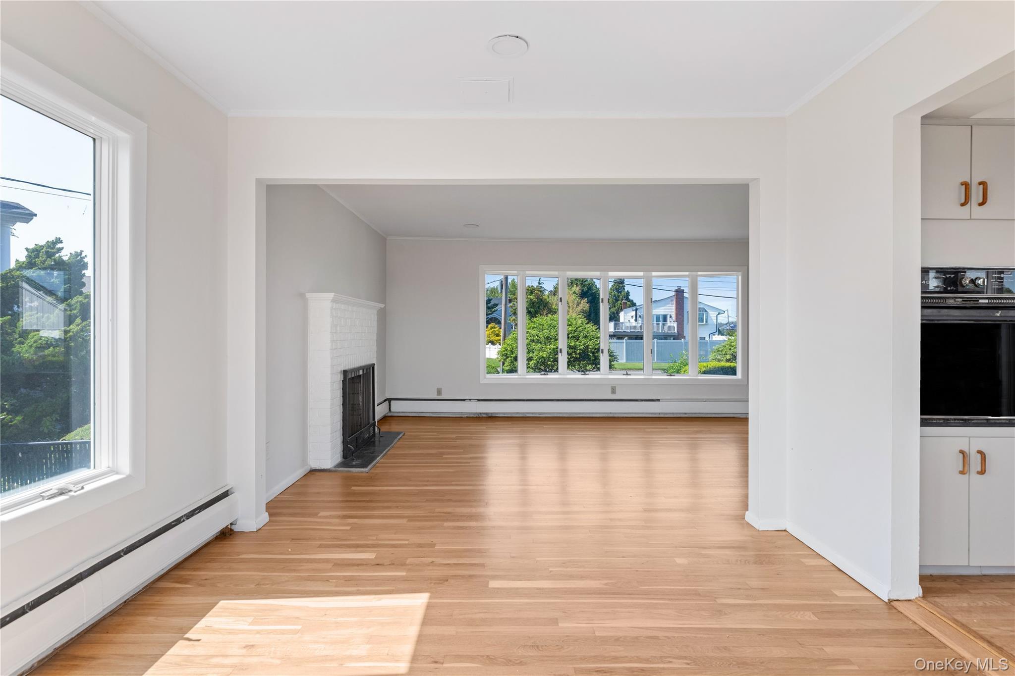 Single Family Secatogue  Suffolk County, NY 11795, MLS-909191-12