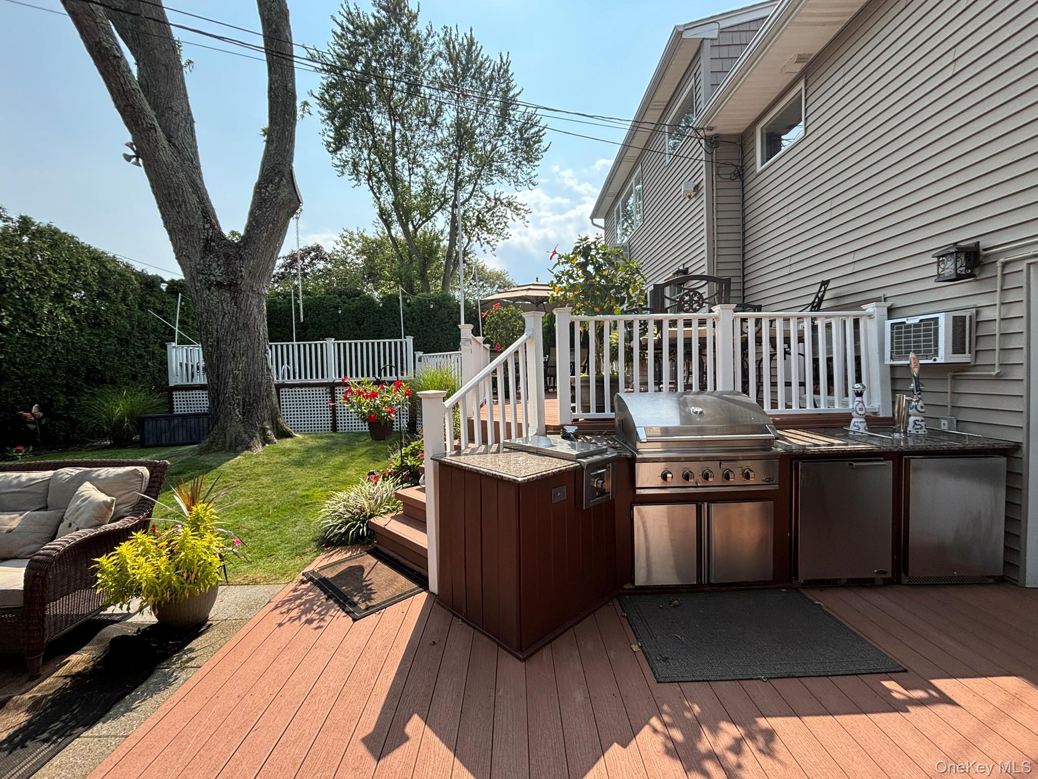 Single Family Jane  Nassau County, NY 11804, MLS-909193-23