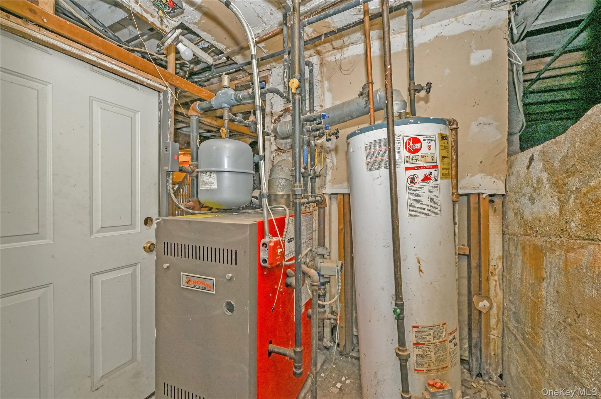 Single Family Roosevelt Nassau County, NY 11575, MLS-909208-18